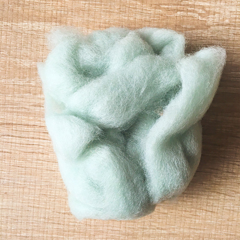 Needle felted wool felting wind blue wool Roving for felting supplies short  fabric easy felt